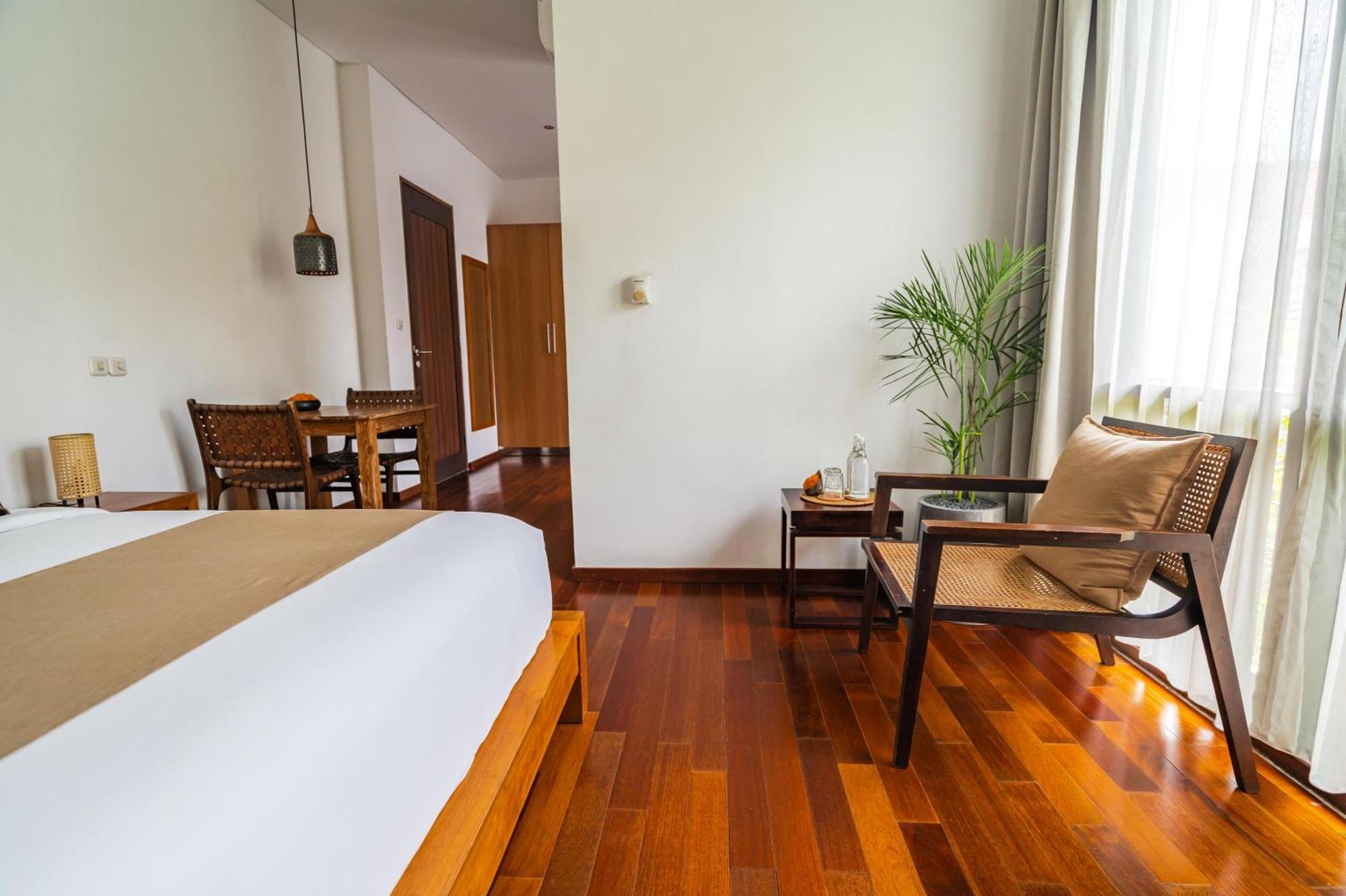 Villa Ziba Семиняк Екстериор снимка